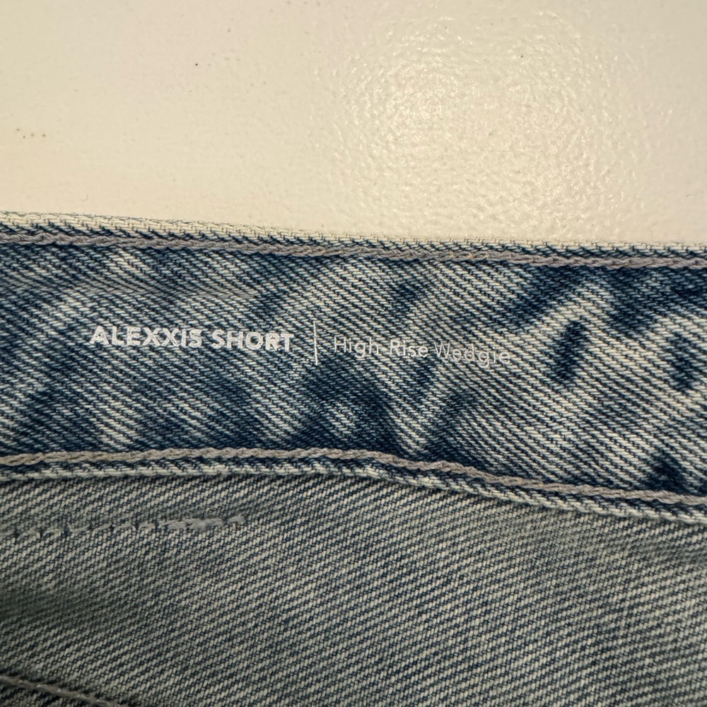 Ag Adriano Goldschmied Alexxis Denim Short High Rise Wedgie NWT size 29 $178 - Picture 4 of 8